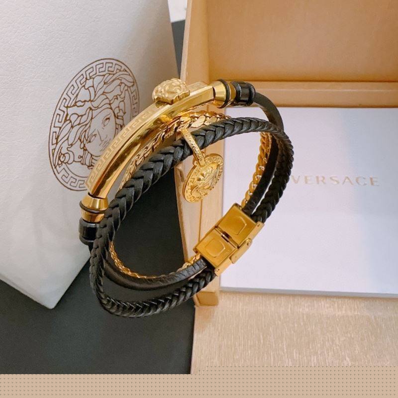 VERSACE